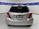 Thumbnail '6' of Toyota Vitz