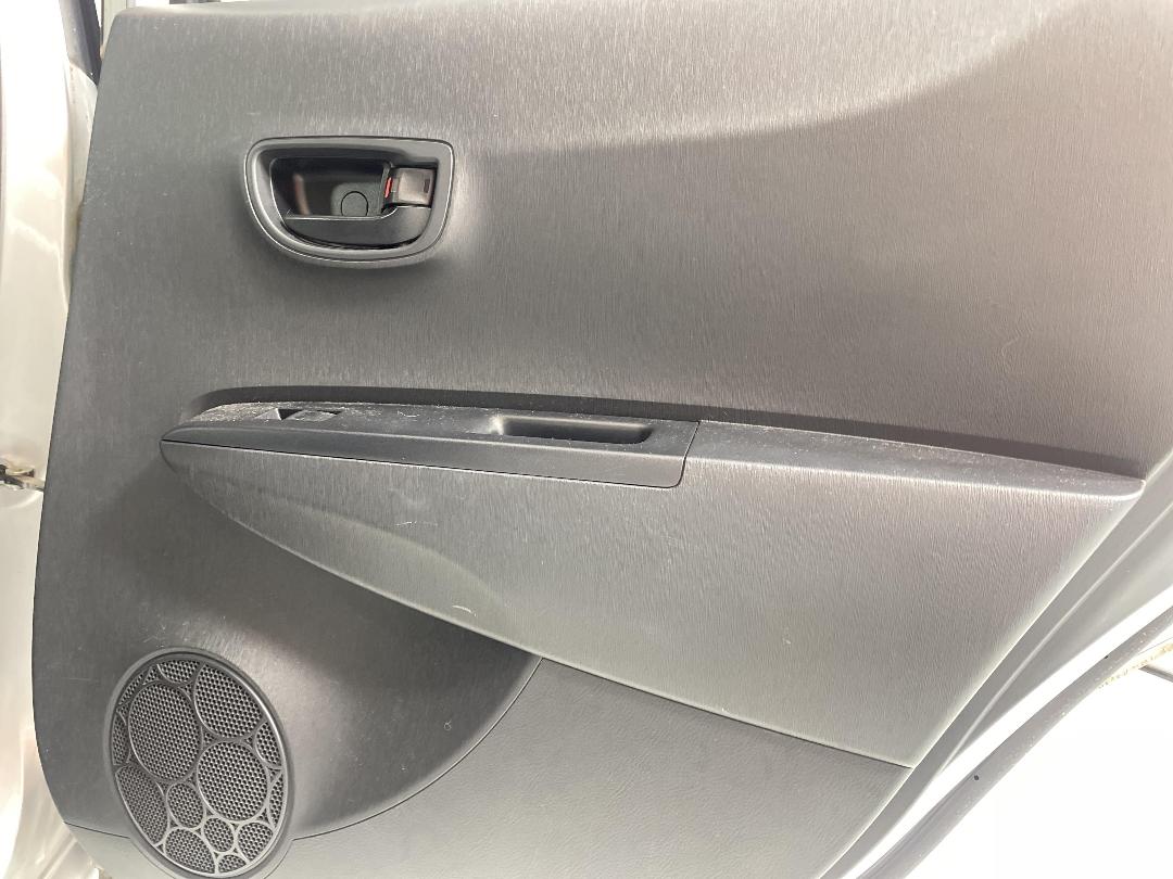 Photo '19' of Toyota Vitz