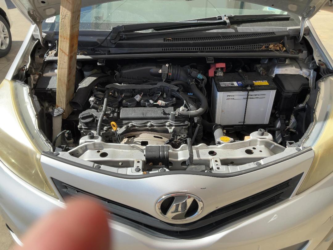 Photo '6' of Toyota Vitz