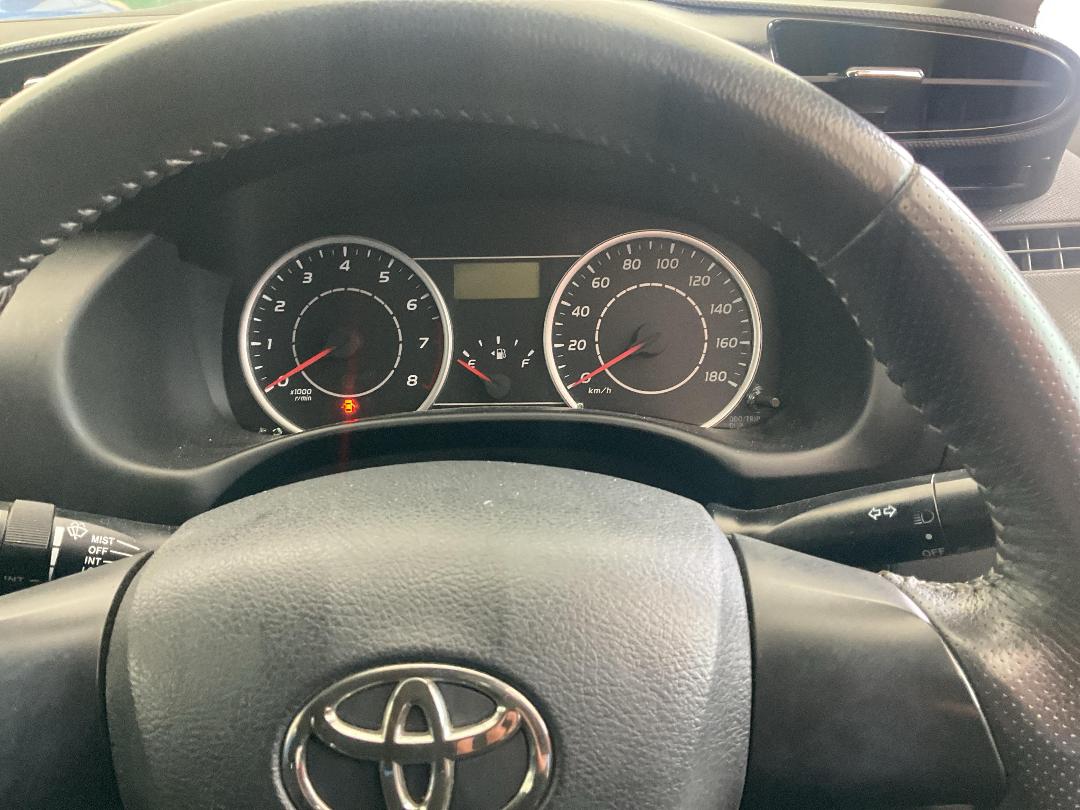 Photo '8' of Toyota Wish