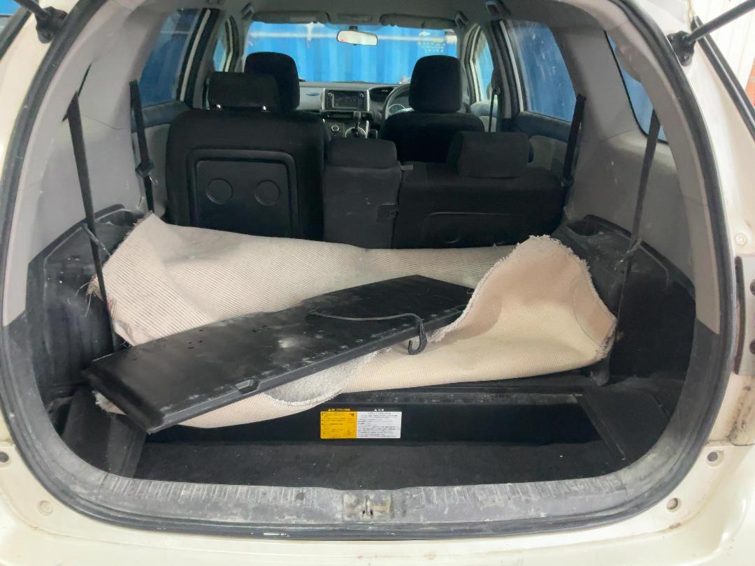 Photo '15' of Toyota Wish