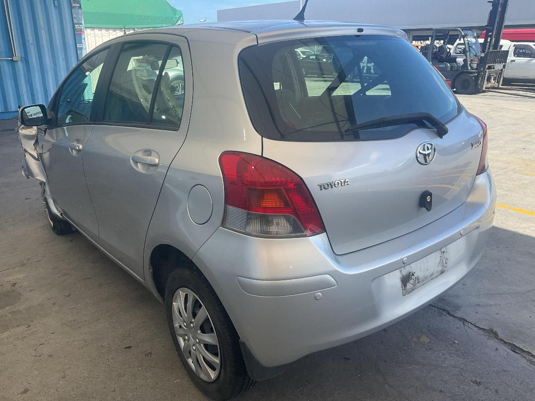 Photo '4' of Toyota Yaris T130 Photo '4' of Toyota Yaris T130