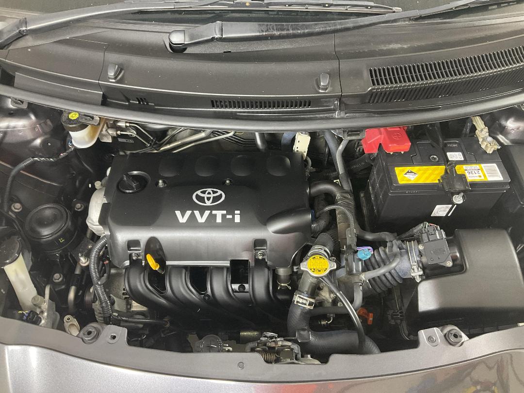 Photo '13' of Toyota Yaris Photo '13' of Toyota Yaris