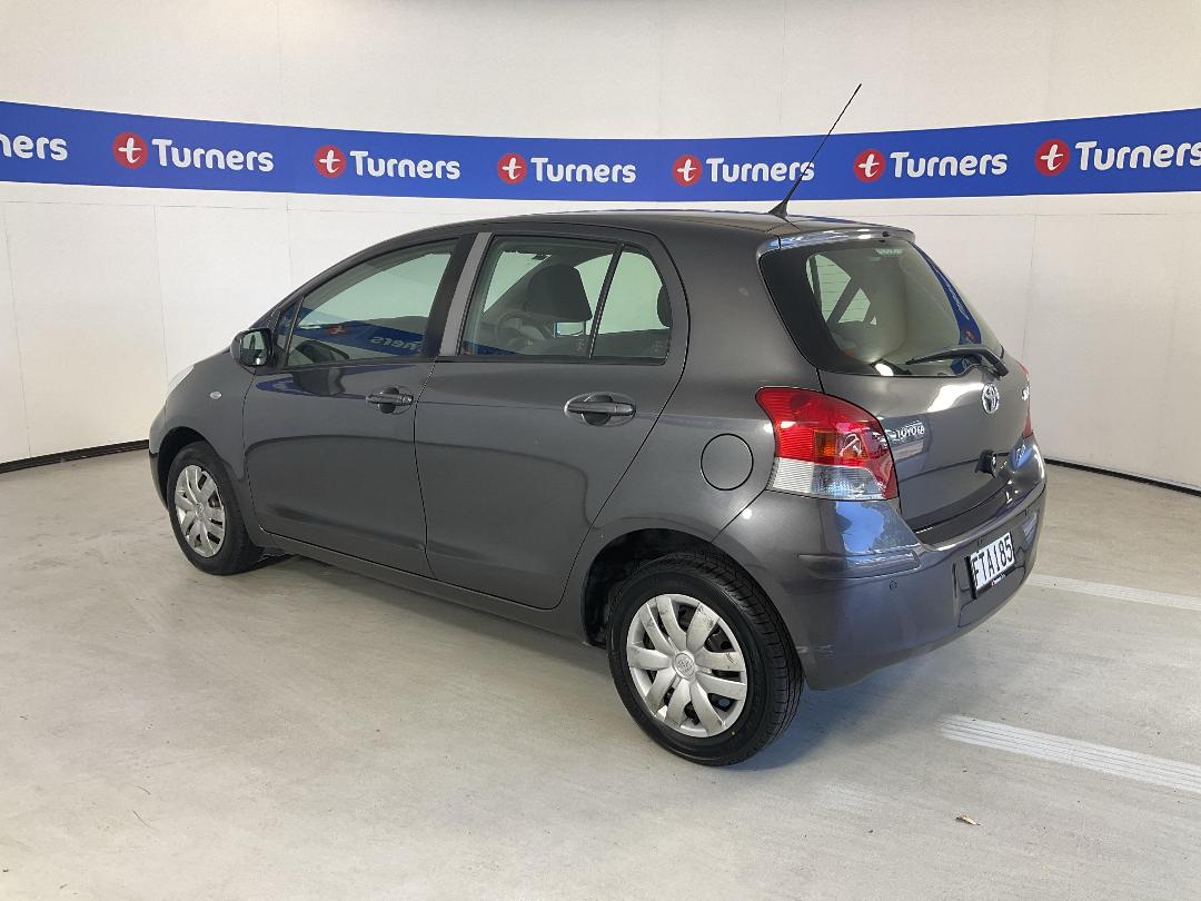 Photo '5' of Toyota Yaris Photo '5' of Toyota Yaris