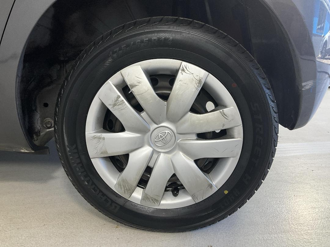 Photo '11' of Toyota Yaris Photo '11' of Toyota Yaris