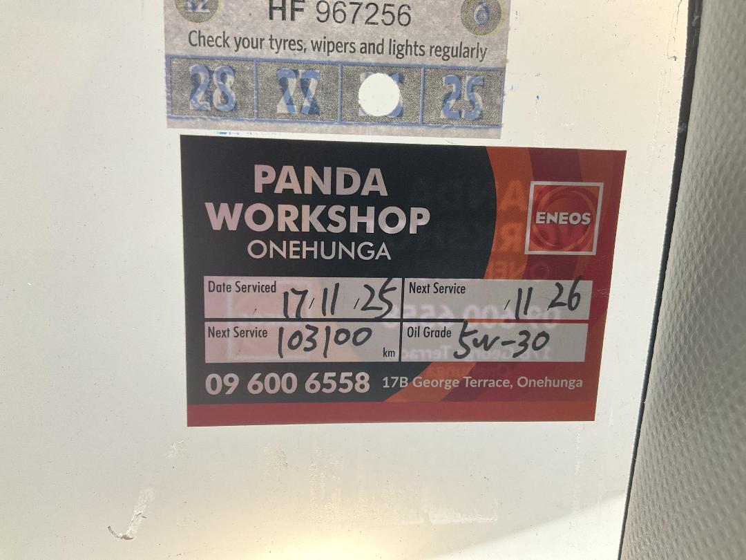 Photo '24' of Toyota Yaris Photo '24' of Toyota Yaris