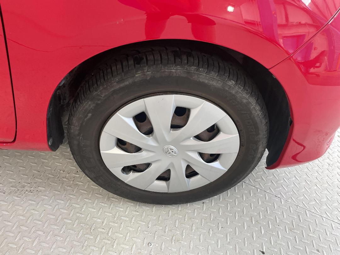 Photo '9' of Toyota Yaris