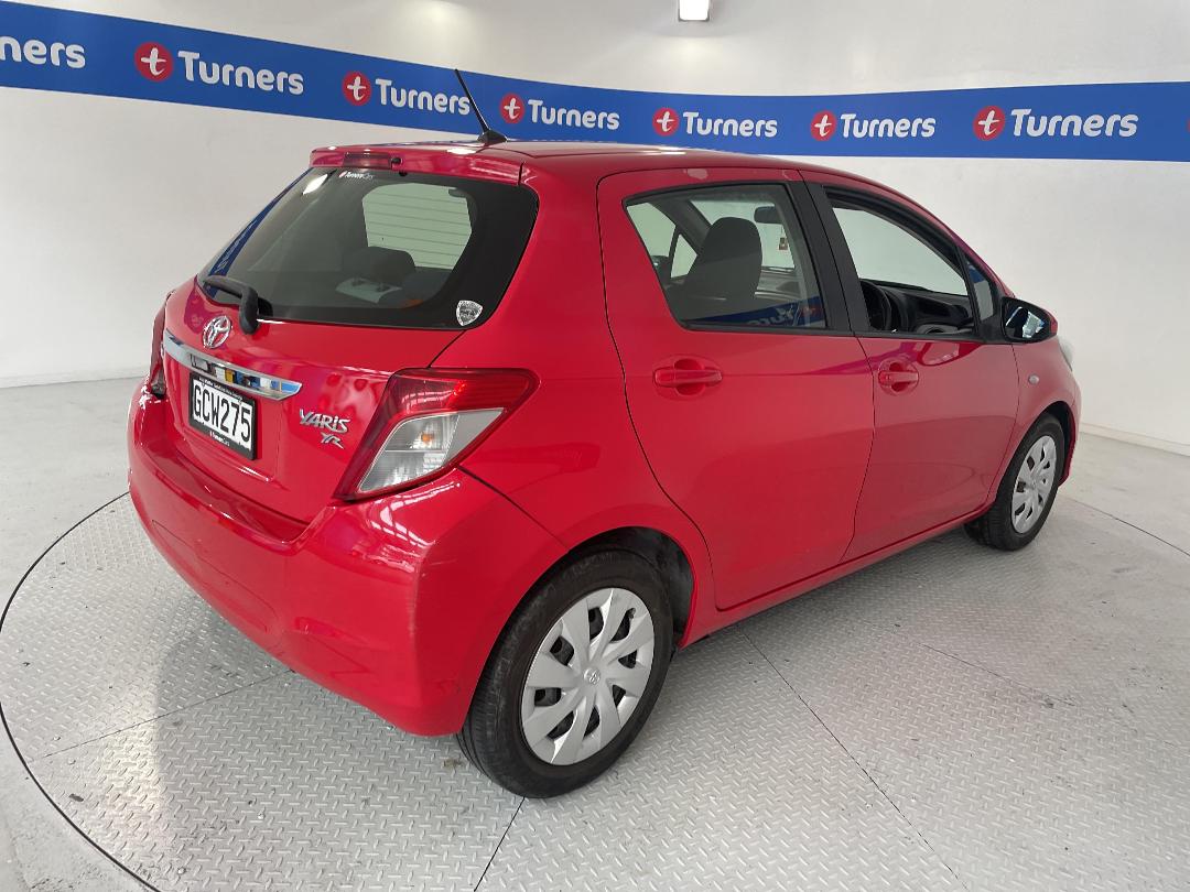 Photo '7' of Toyota Yaris