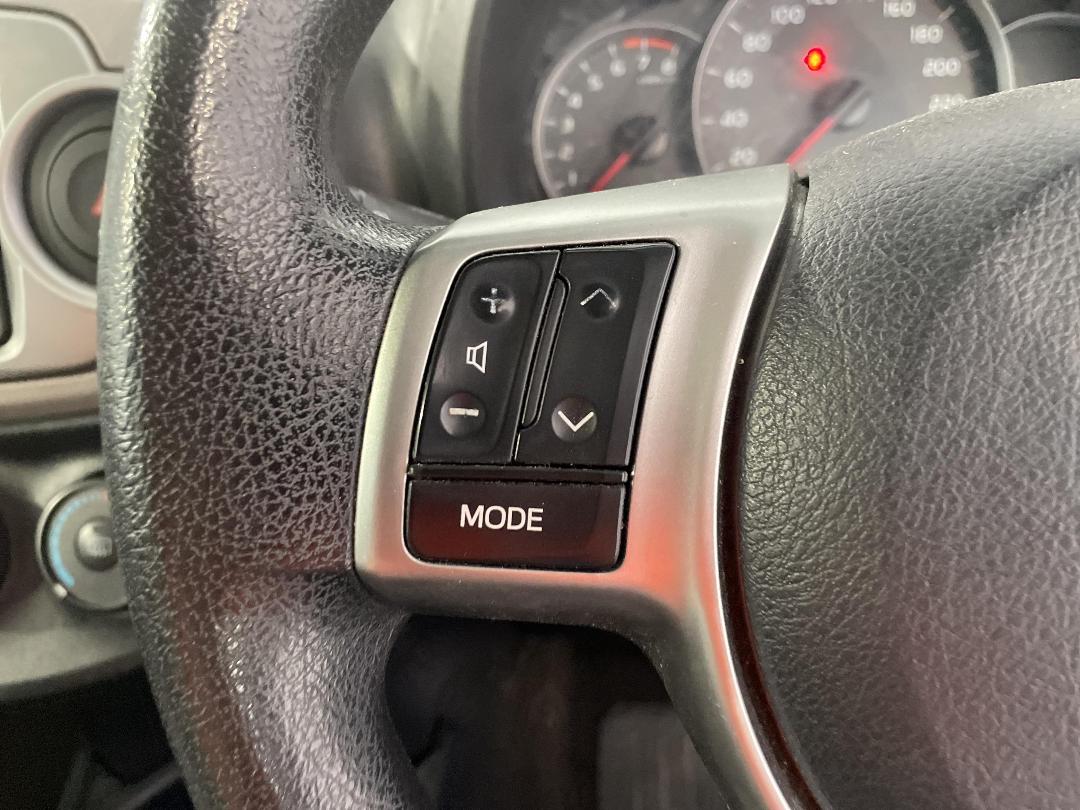 Photo '25' of Toyota Yaris