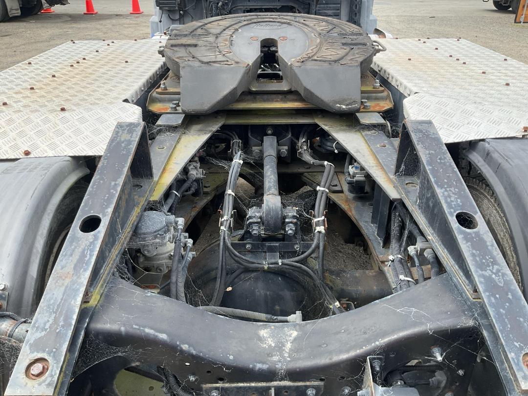 Photo '20' of UD Trucks QUON Tractor Unit