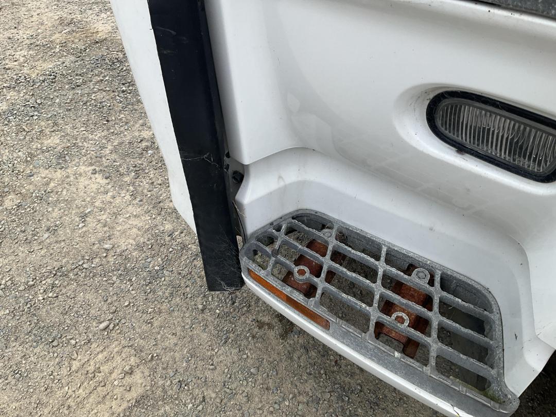 Photo '35' of UD Trucks QUON Tractor Unit