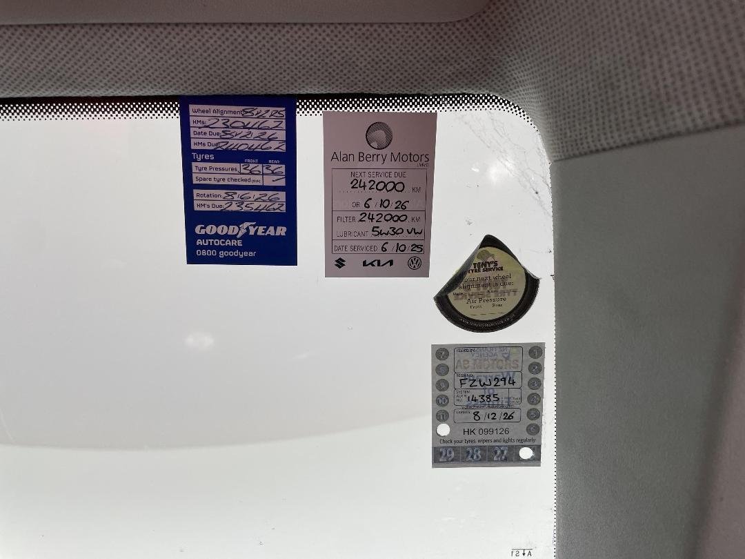 Photo '22' of Volkswagen Caddy