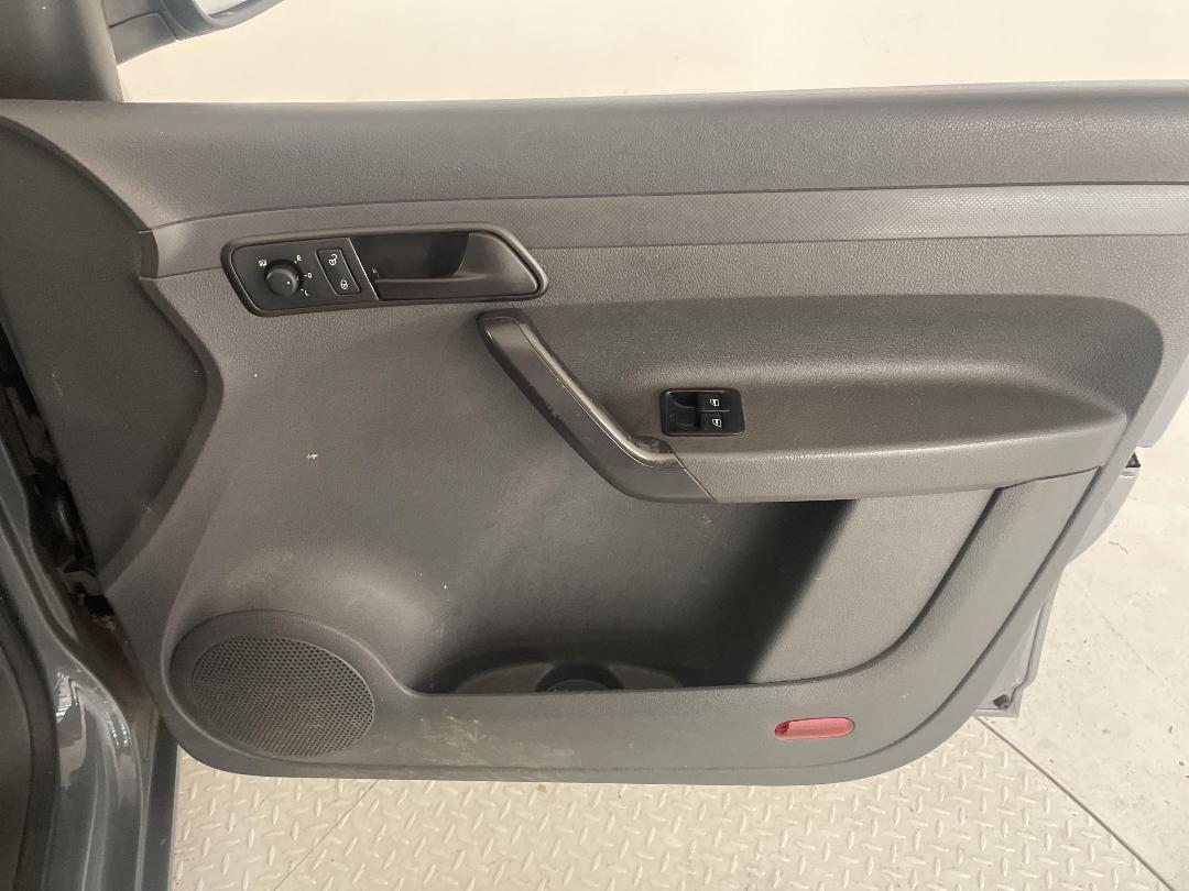 Photo '13' of Volkswagen Caddy Maxi Kombi