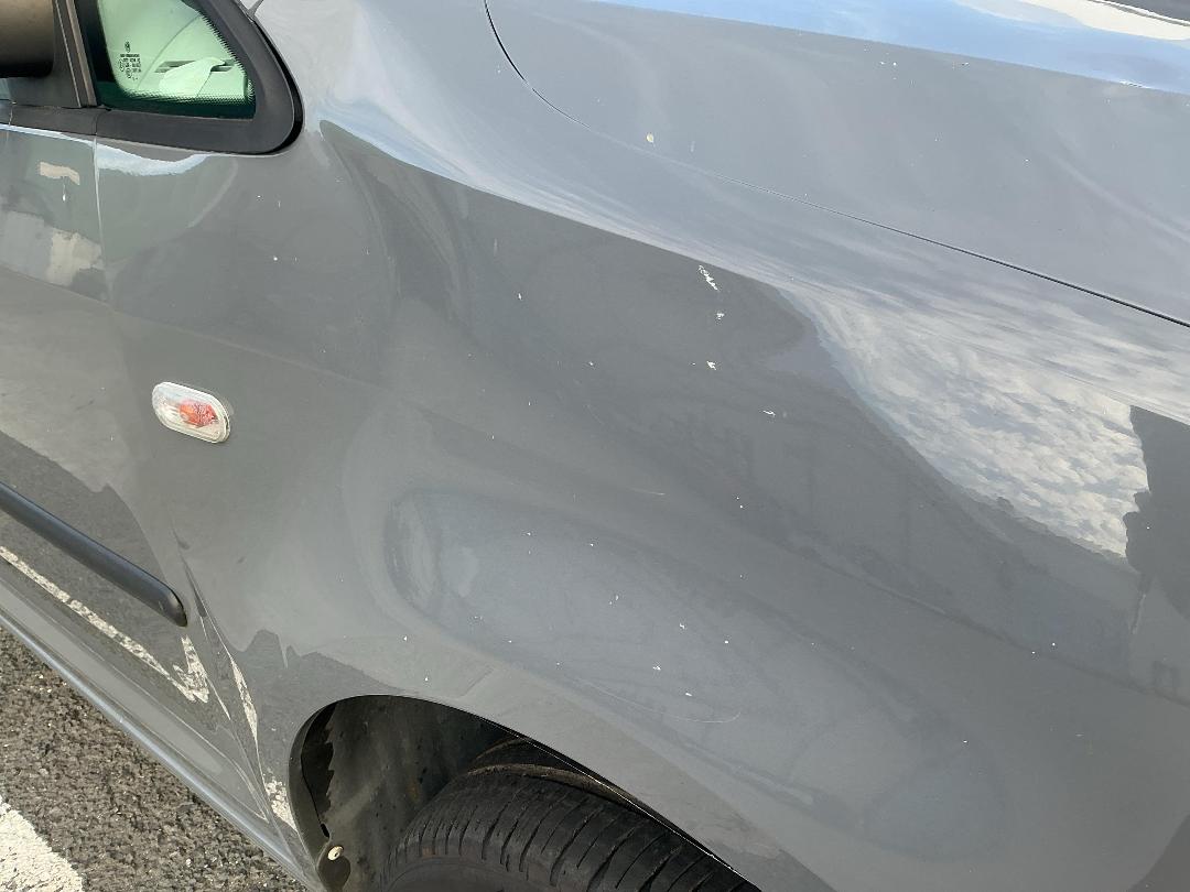 Photo '8' of Volkswagen Caddy Maxi Kombi Photo '8' of Volkswagen Caddy Maxi Kombi