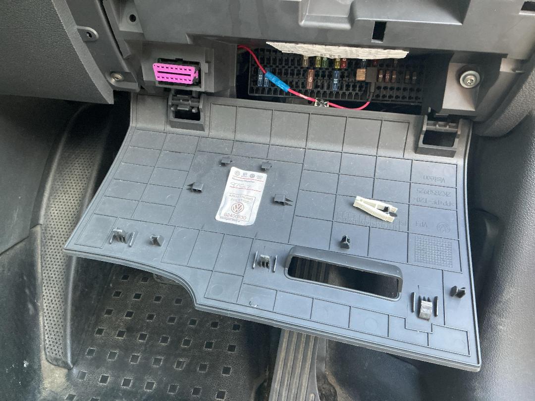 Photo '39' of Volkswagen Caddy Maxi Kombi Photo '39' of Volkswagen Caddy Maxi Kombi