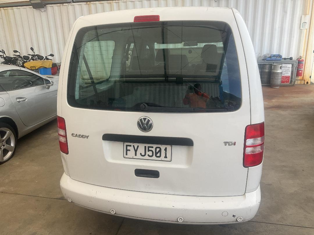 Photo '4' of Volkswagen Caddy Maxi Kombi Photo '4' of Volkswagen Caddy Maxi Kombi