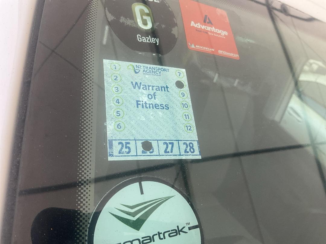 Photo '13' of Volkswagen Caddy Maxi Kombi Photo '13' of Volkswagen Caddy Maxi Kombi