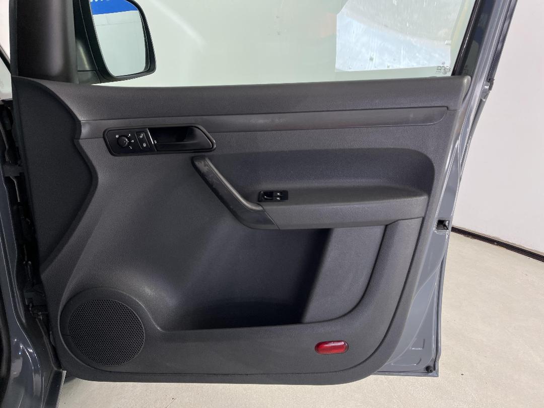 Photo '15' of Volkswagen Caddy Photo '15' of Volkswagen Caddy