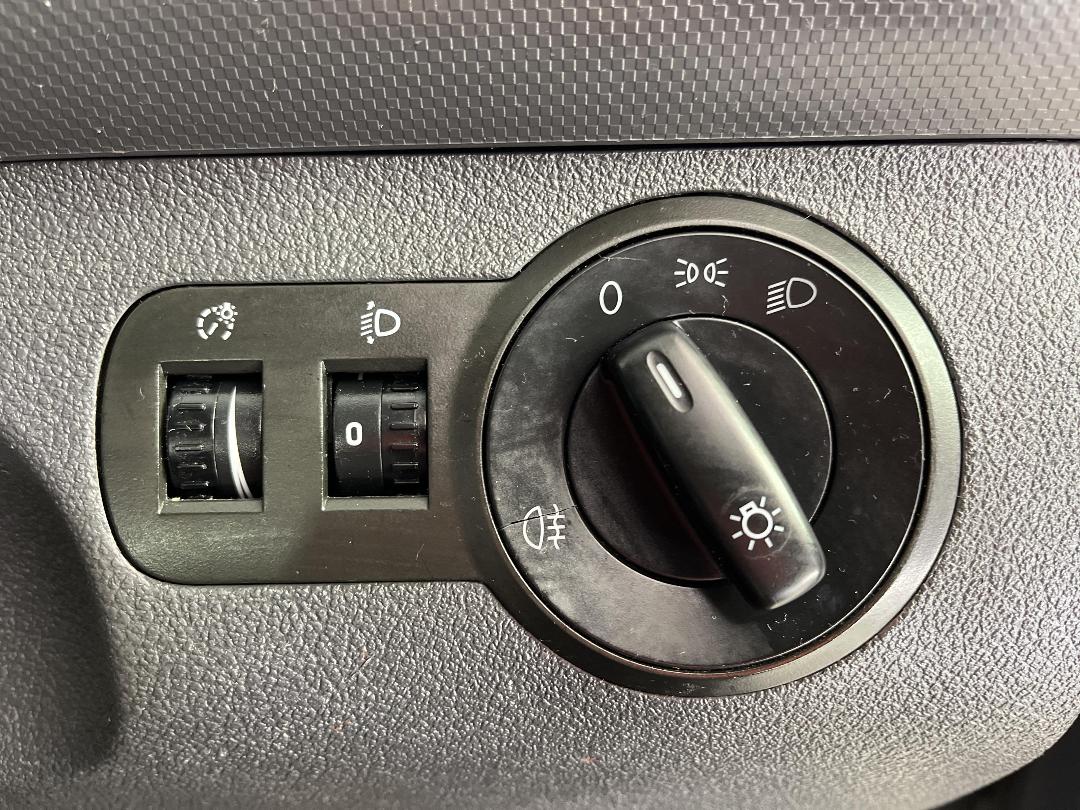 Photo '24' of Volkswagen Caddy Photo '24' of Volkswagen Caddy