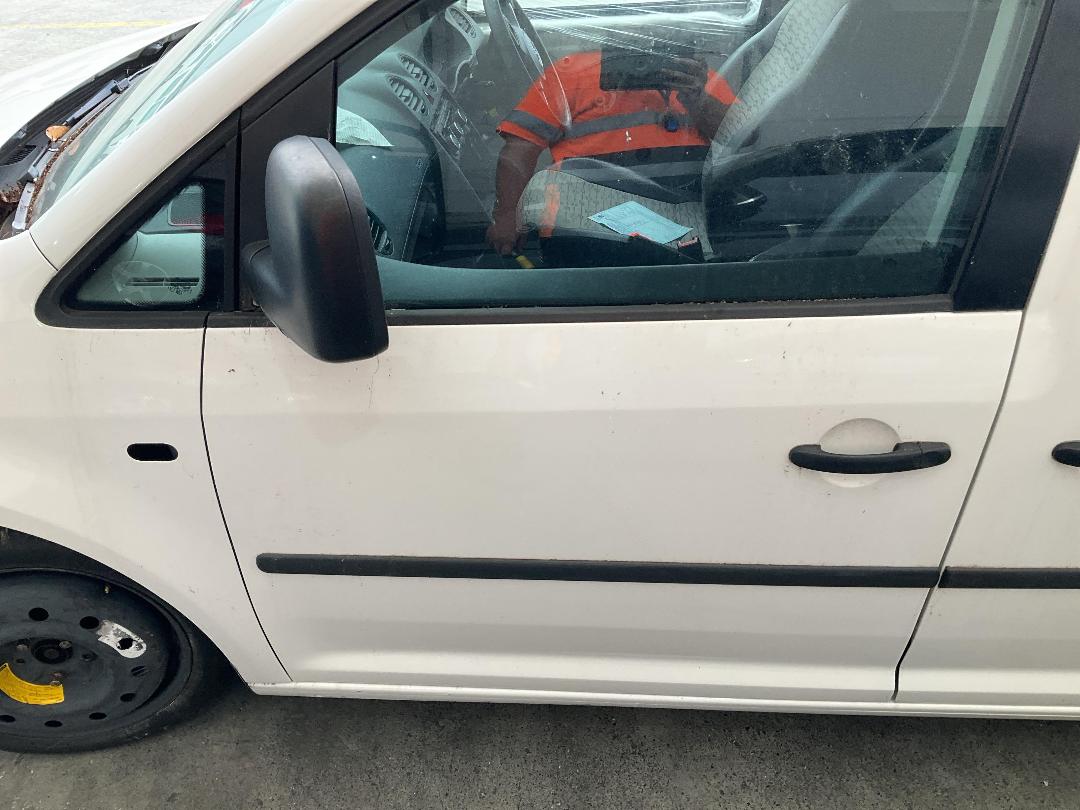 Photo '8' of Volkswagen Caddy Maxi Photo '8' of Volkswagen Caddy Maxi