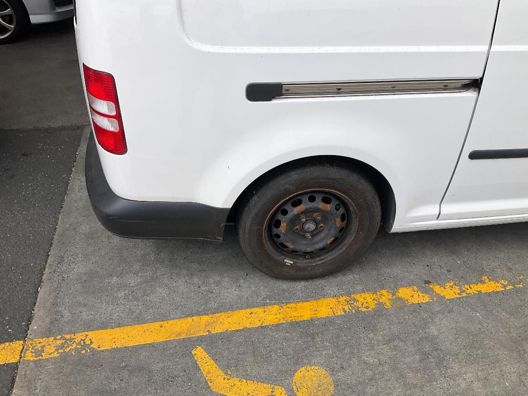 Photo '15' of Volkswagen Caddy Maxi Photo '15' of Volkswagen Caddy Maxi