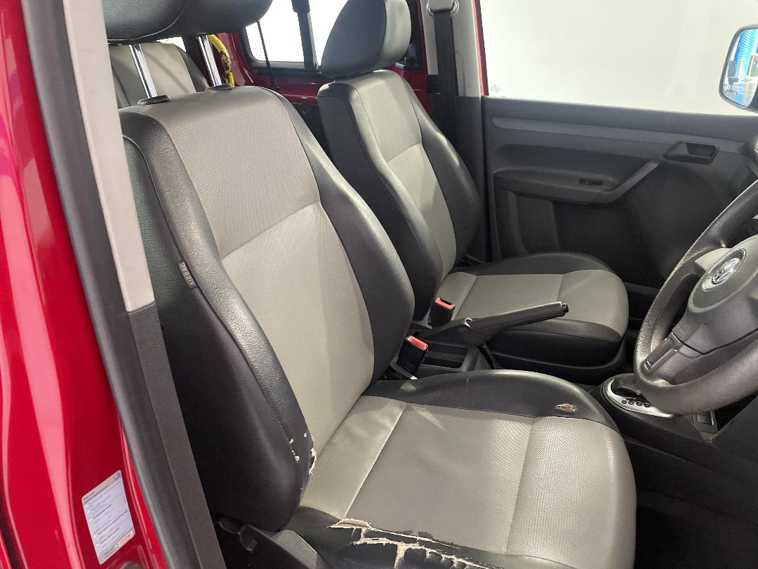 Photo '14' of Volkswagen Caddy Maxi Kombi