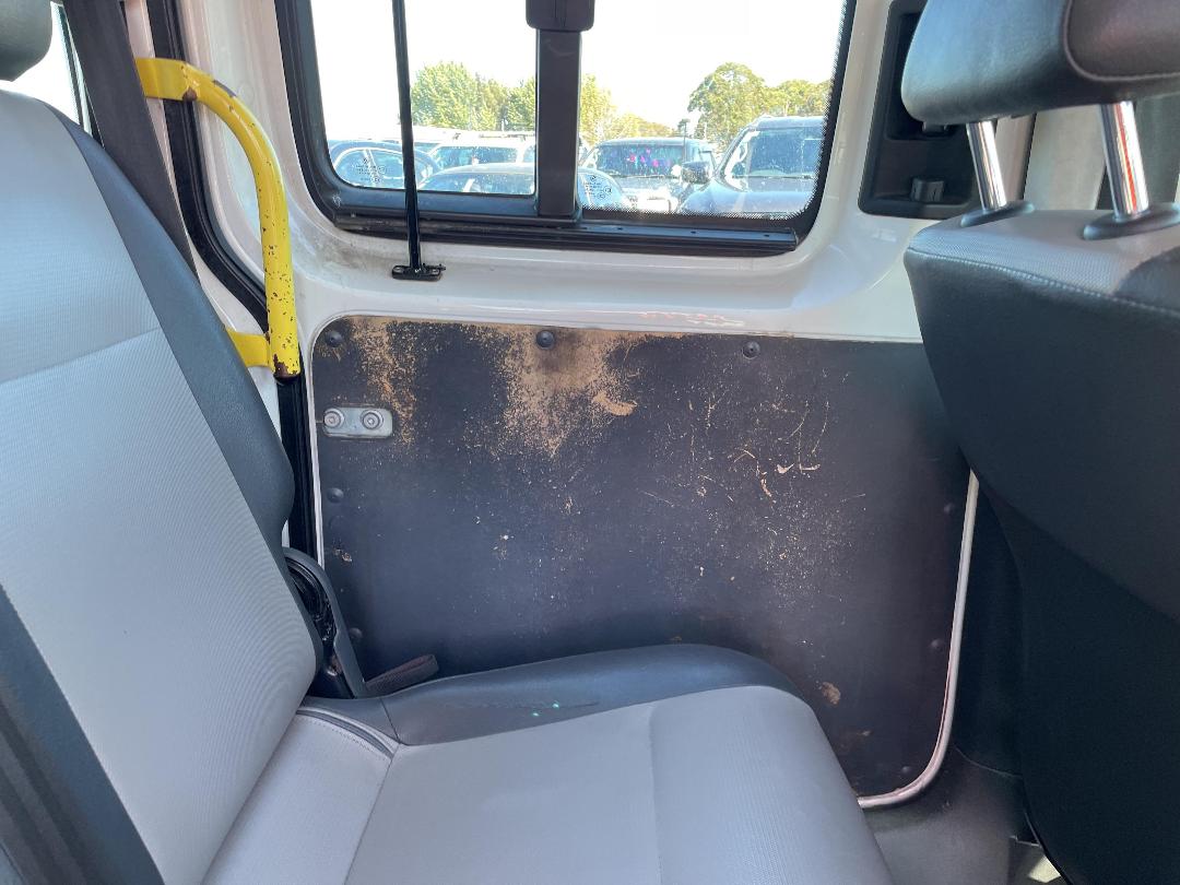 Photo '16' of Volkswagen Caddy Maxi Kombi