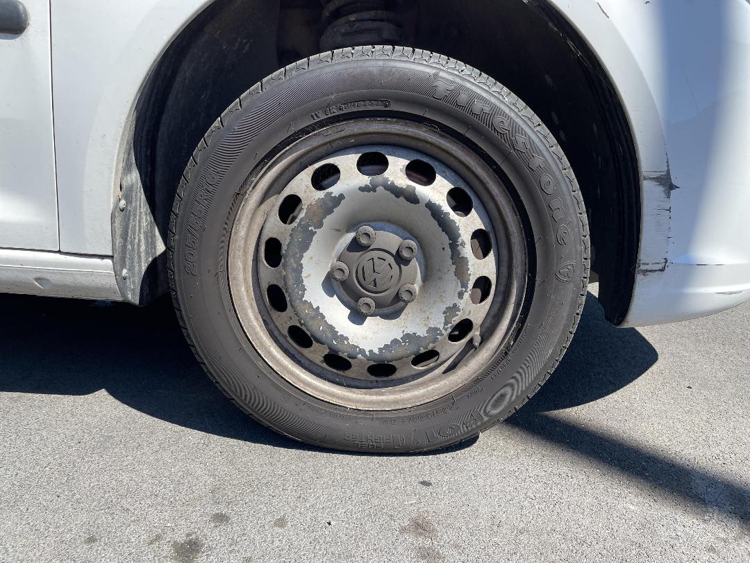 Photo '2' of Volkswagen Caddy Maxi Kombi