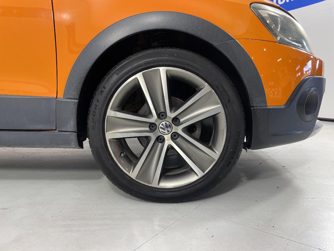 Photo '9' of Volkswagen Cross Polo