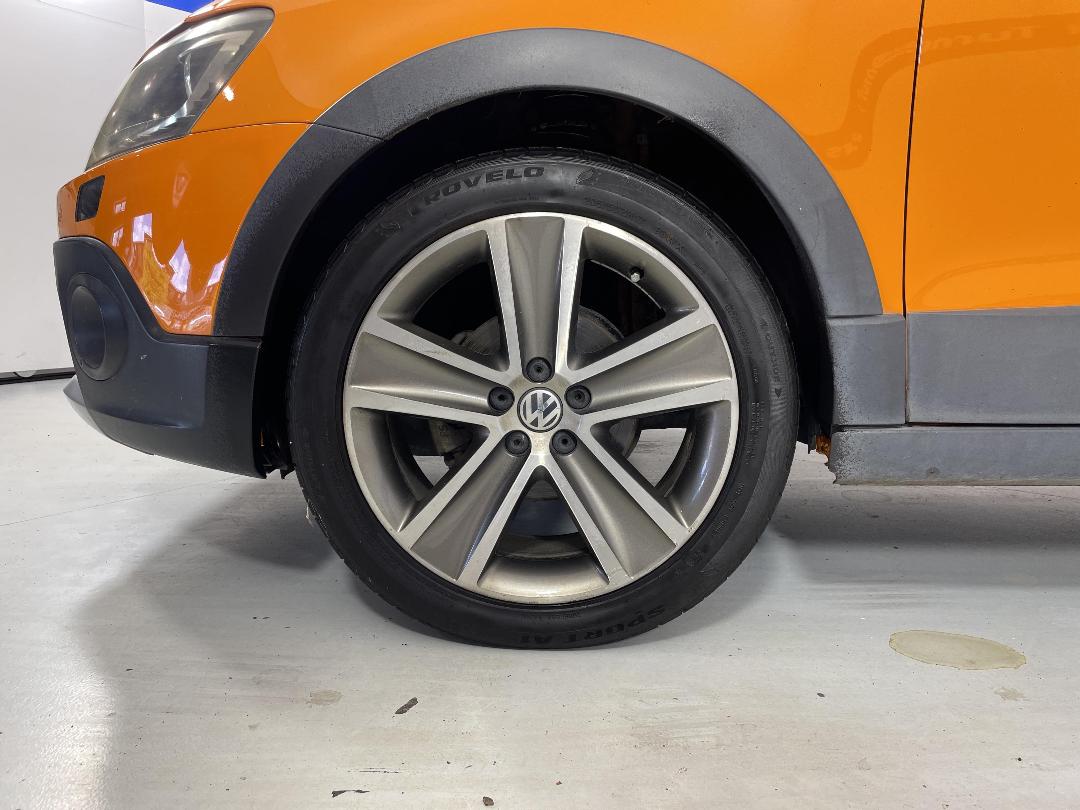 Photo '10' of Volkswagen Cross Polo
