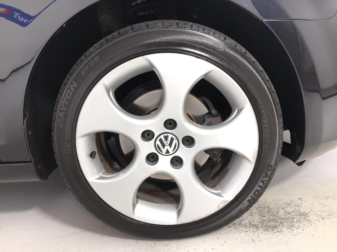 Photo '9' of Volkswagen Golf Photo '9' of Volkswagen Golf