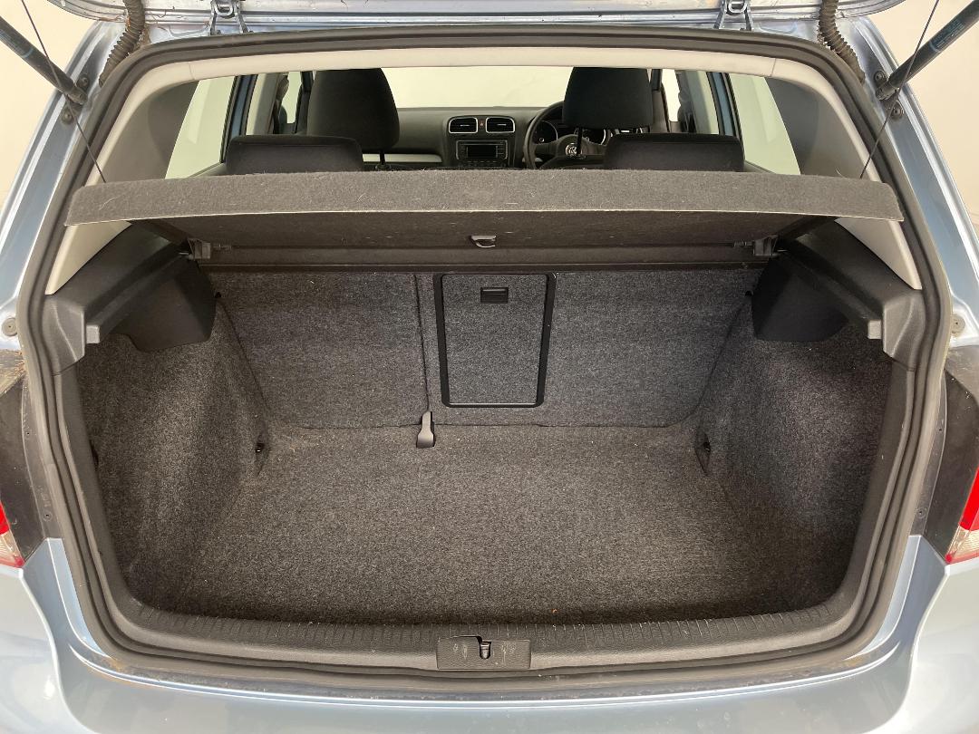 Photo '14' of Volkswagen Golf Photo '14' of Volkswagen Golf