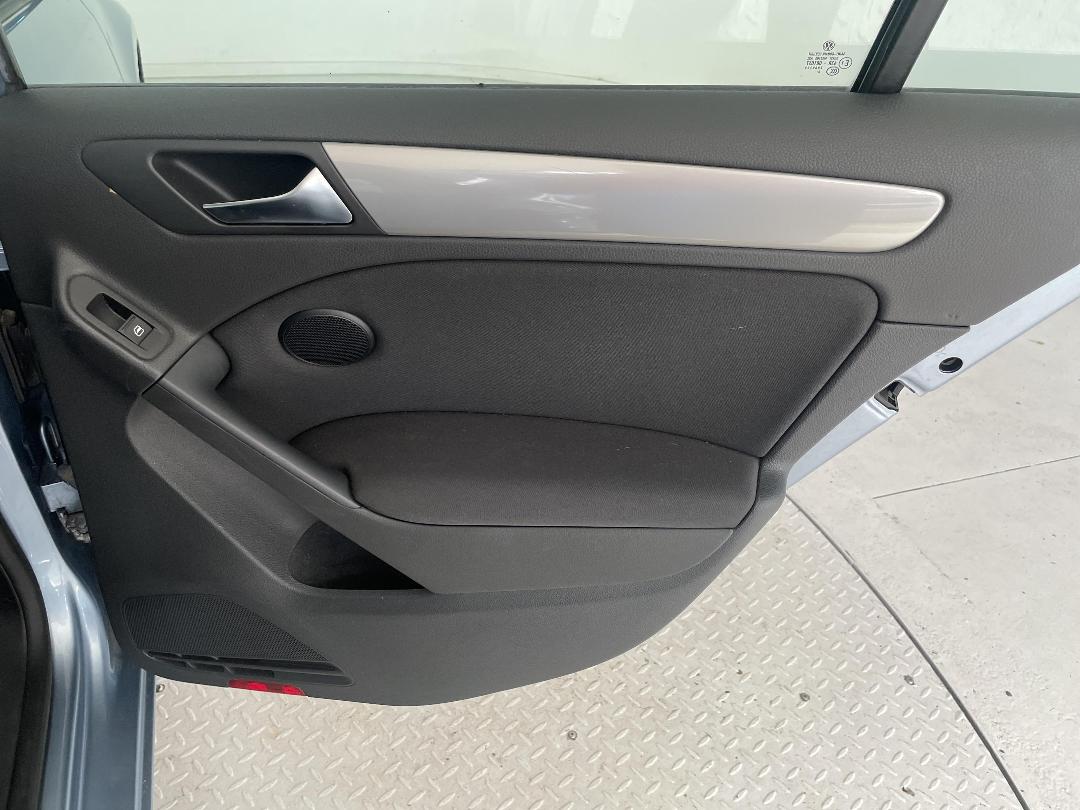 Photo '19' of Volkswagen Golf Photo '19' of Volkswagen Golf