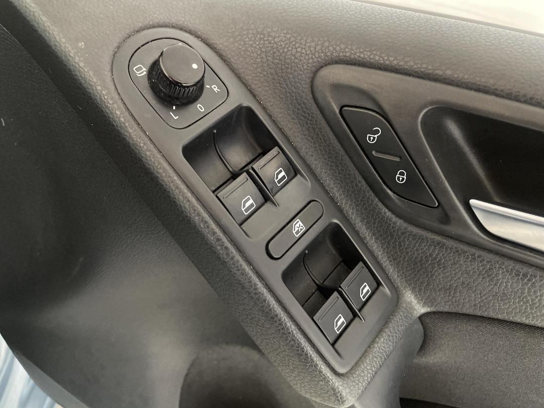 Photo '23' of Volkswagen Golf Photo '23' of Volkswagen Golf