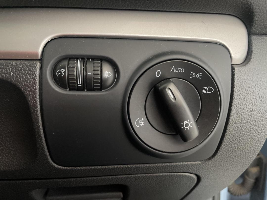 Photo '24' of Volkswagen Golf Photo '24' of Volkswagen Golf