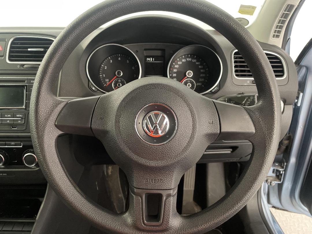 Photo '25' of Volkswagen Golf Photo '25' of Volkswagen Golf