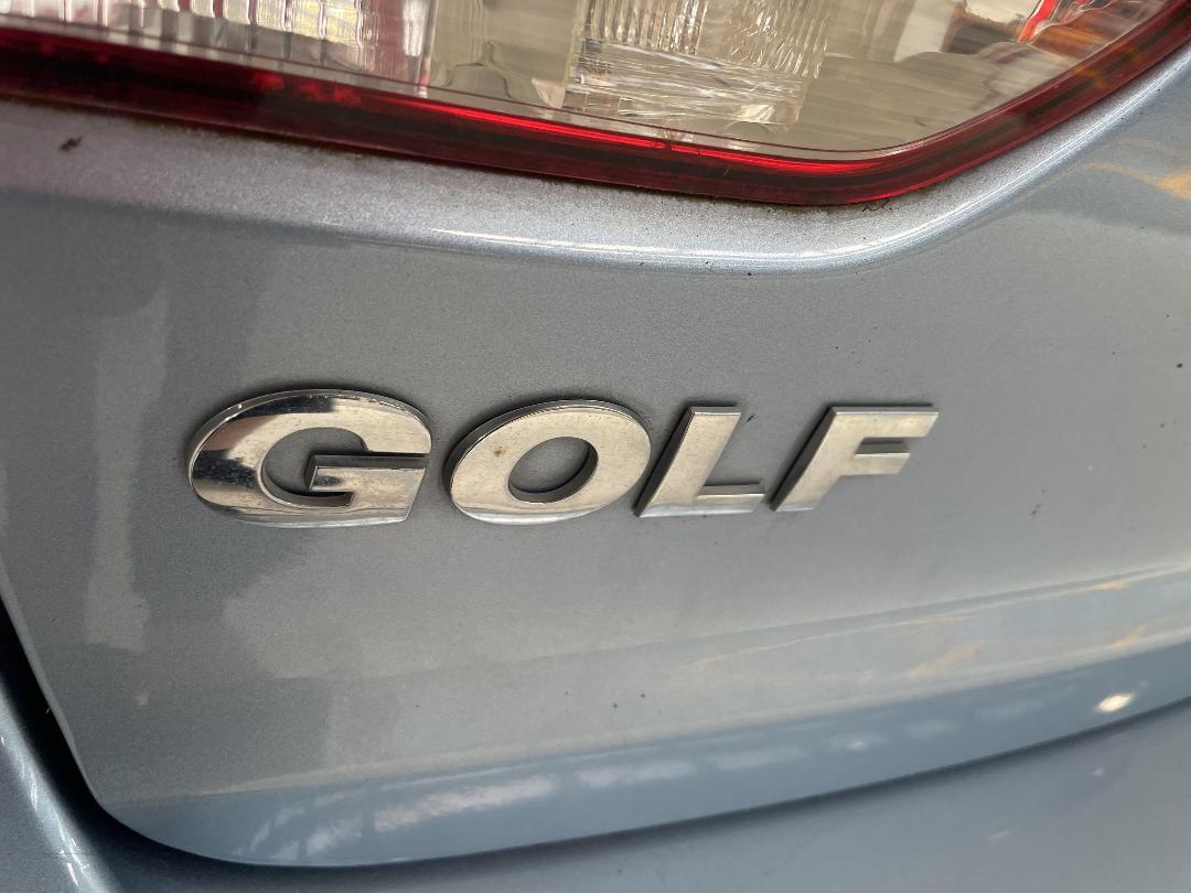 Photo '32' of Volkswagen Golf Photo '32' of Volkswagen Golf