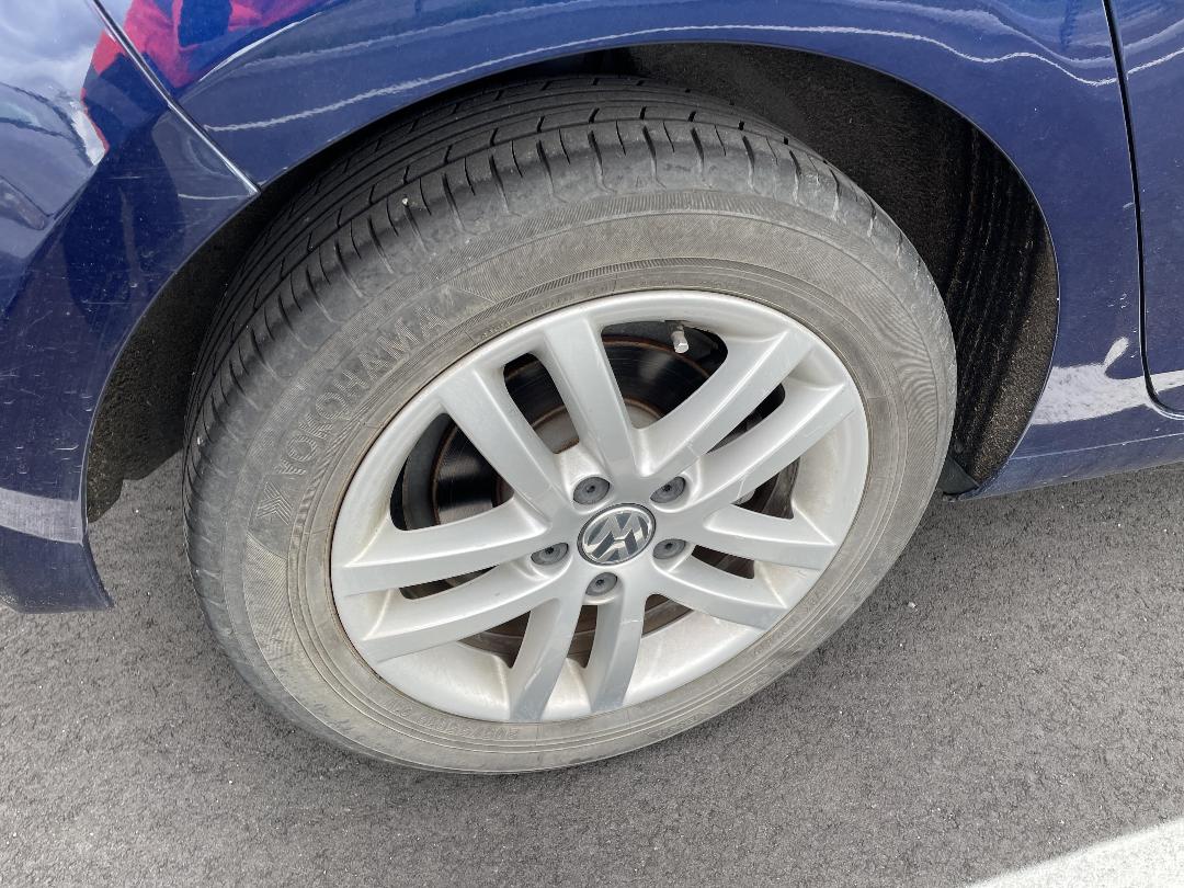 Photo '10' of Volkswagen Golf 1.4 90KW