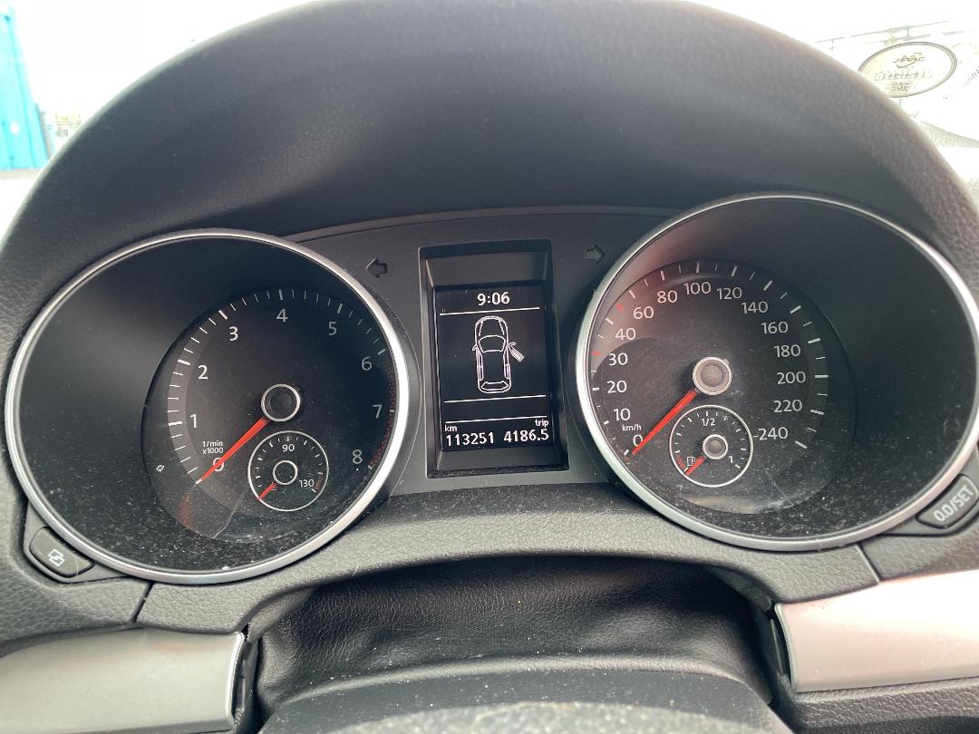 Photo '19' of Volkswagen Golf 1.4 90KW