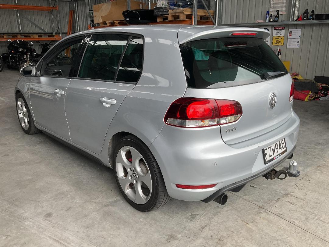 Photo '3' of Volkswagen Golf GTI 155KW