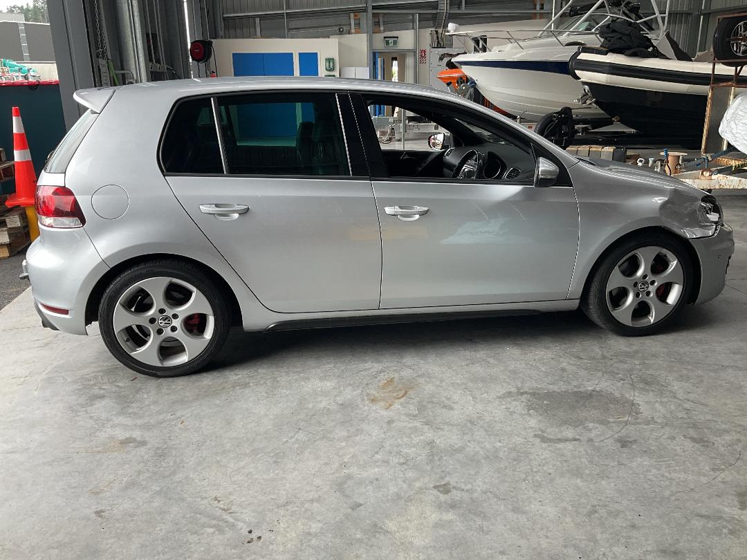 Photo '5' of Volkswagen Golf GTI 155KW