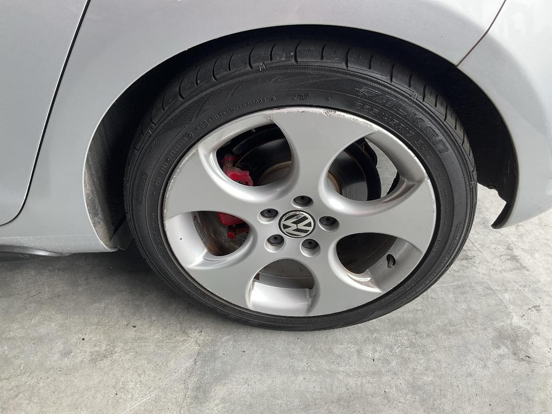 Photo '12' of Volkswagen Golf GTI 155KW