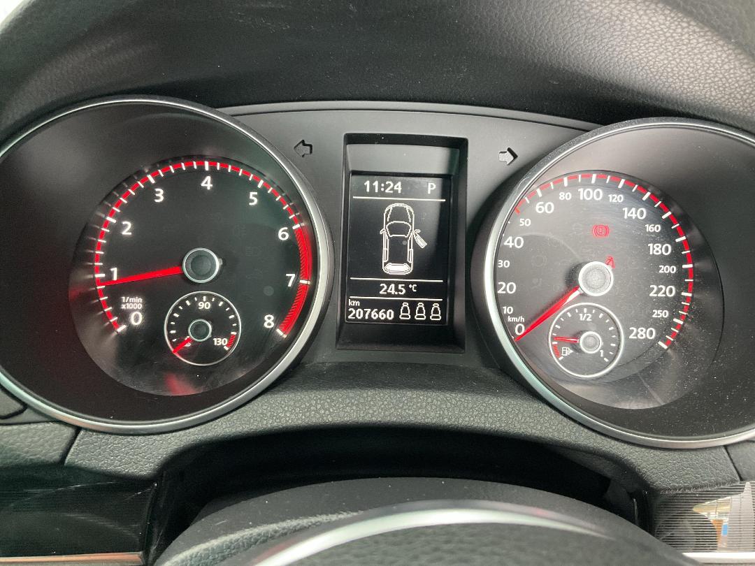 Photo '14' of Volkswagen Golf GTI 155KW