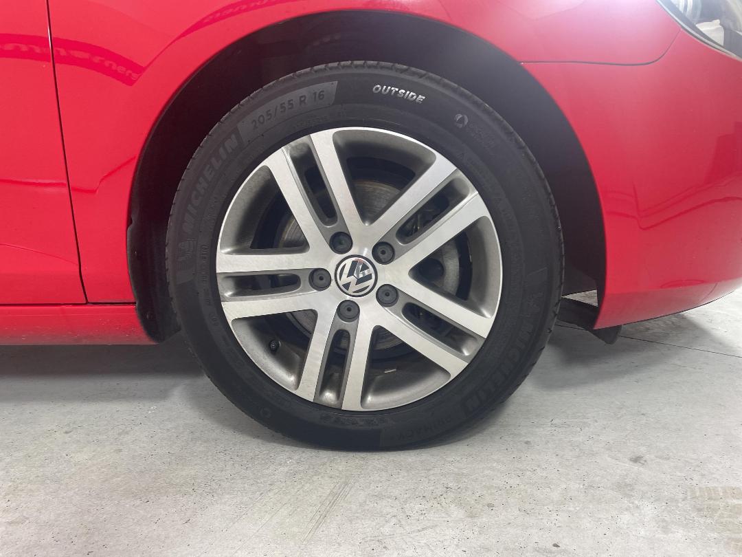 Photo '9' of Volkswagen Golf Photo '9' of Volkswagen Golf