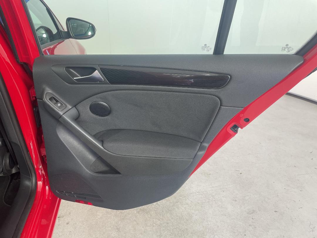 Photo '19' of Volkswagen Golf Photo '19' of Volkswagen Golf