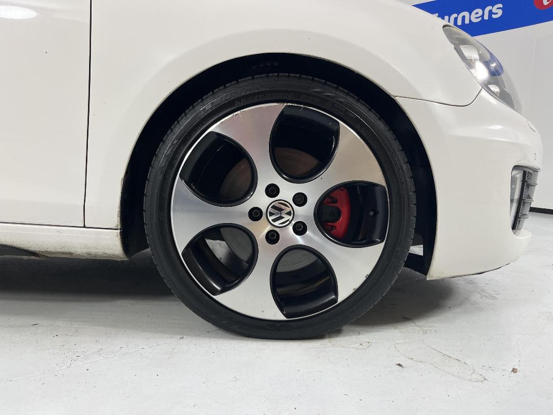 Photo '9' of Volkswagen Golf