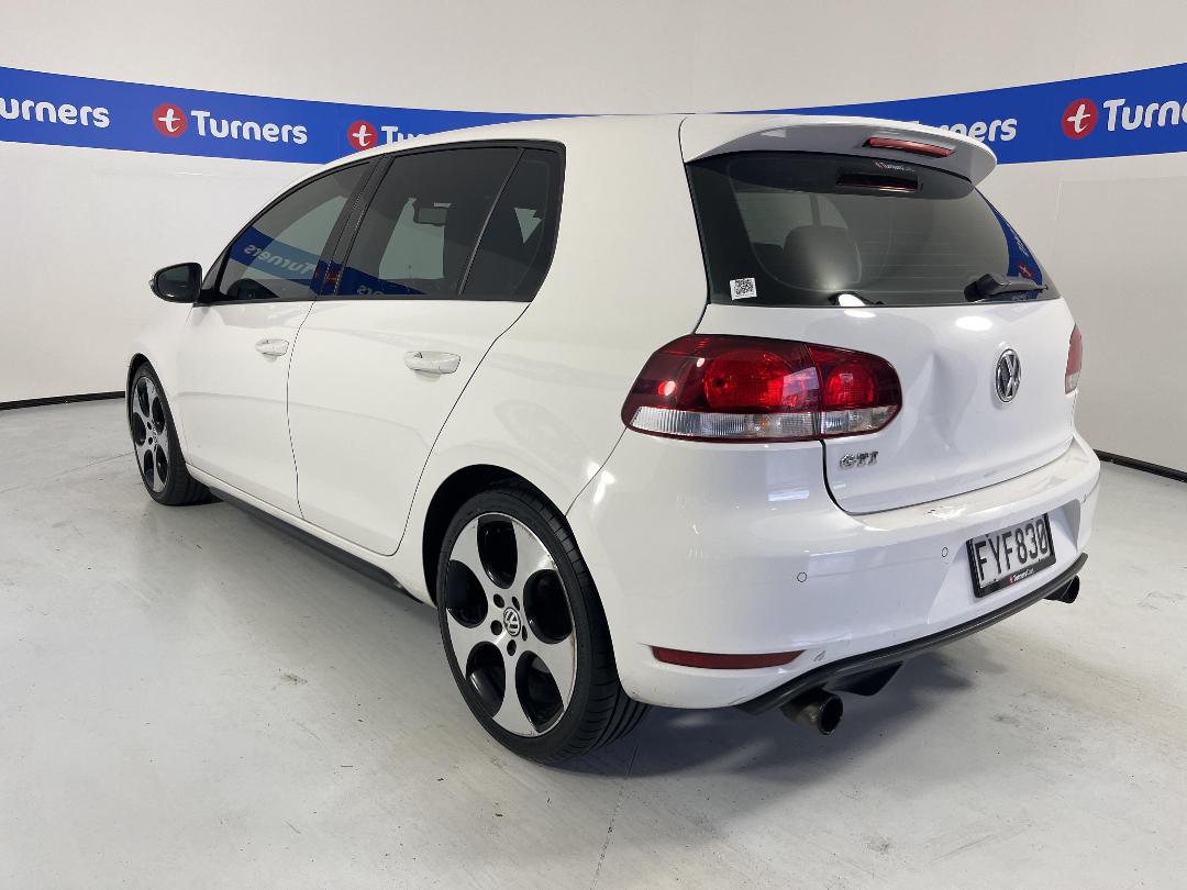 Photo '5' of Volkswagen Golf