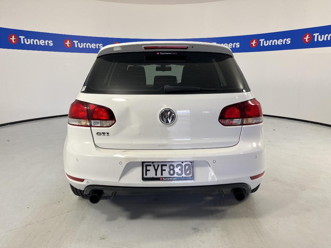 Photo '6' of Volkswagen Golf