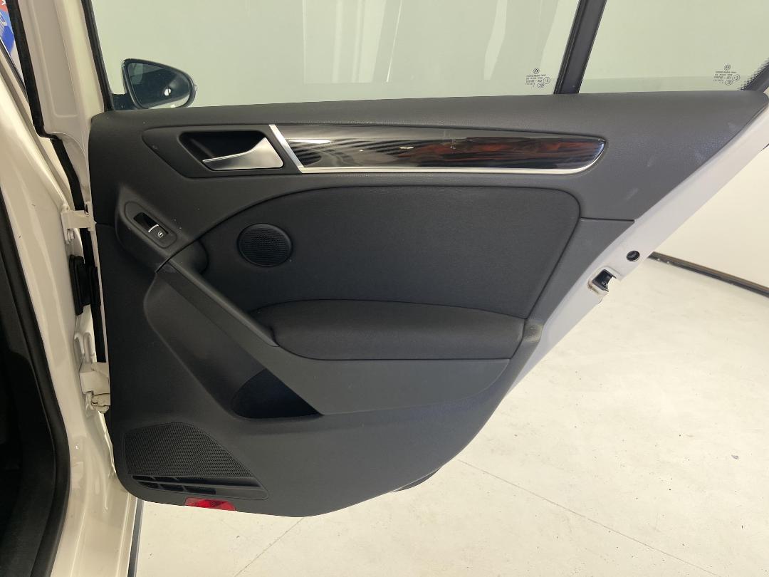 Photo '19' of Volkswagen Golf