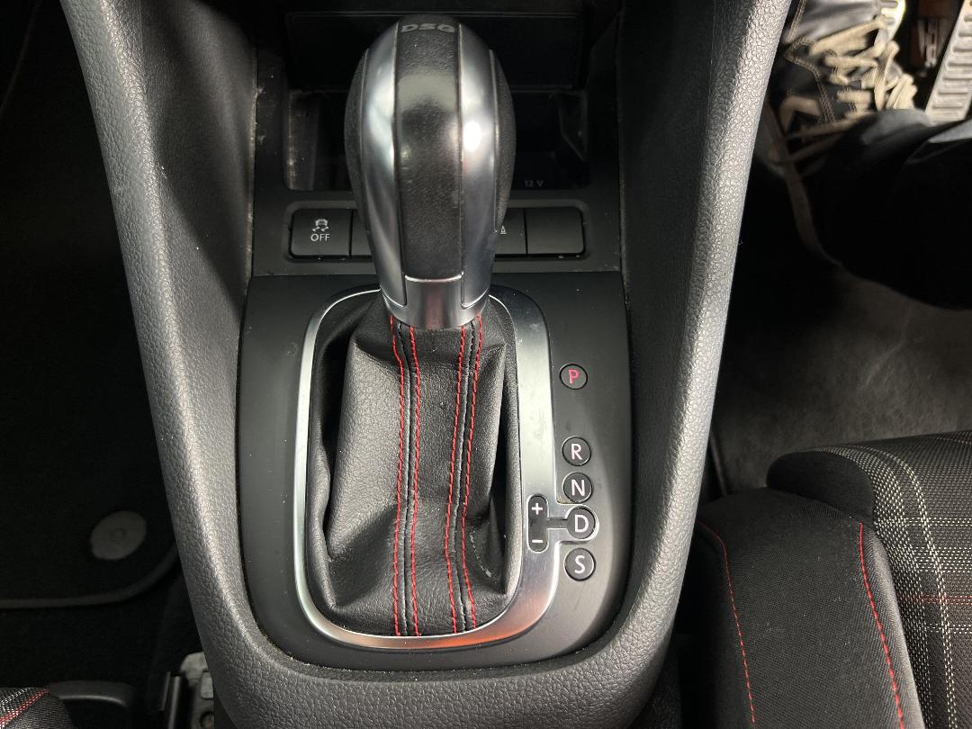 Photo '27' of Volkswagen Golf